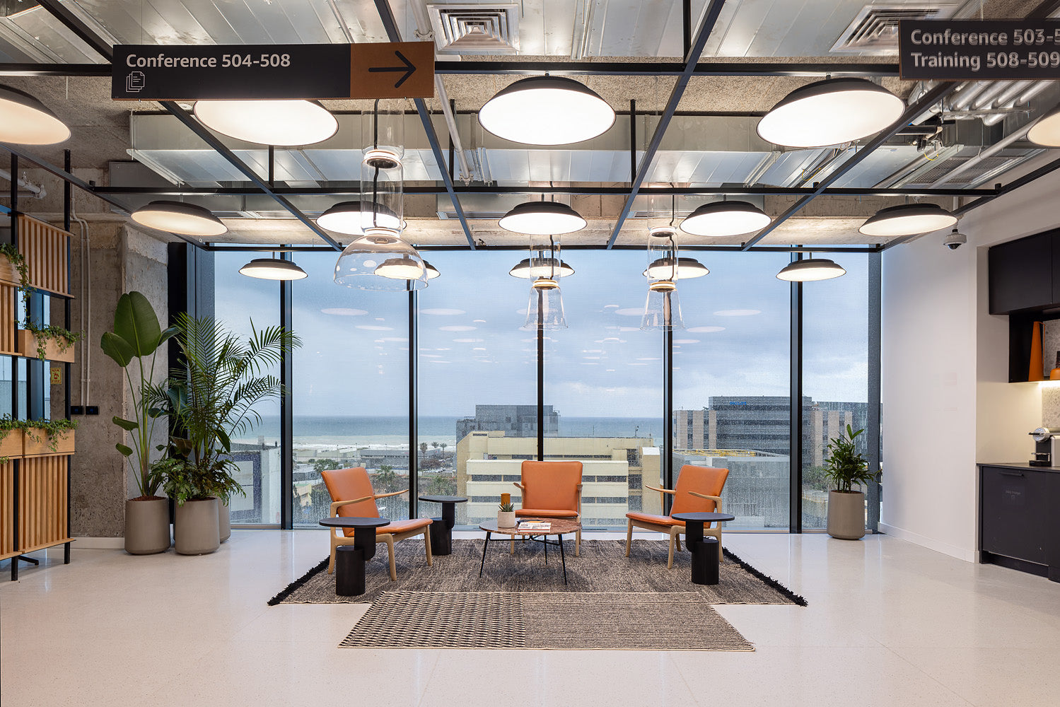 Contemporary workplace by IA Interior Architechts