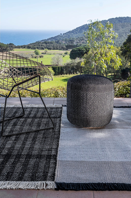 Tres Outdoor Pouf